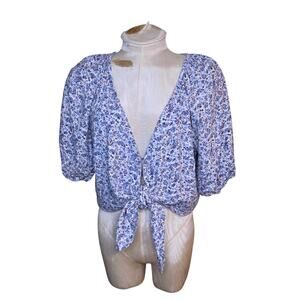 Abercrombie and Fitch Tie Front Top Blue Floral Cropped‎ Sz M